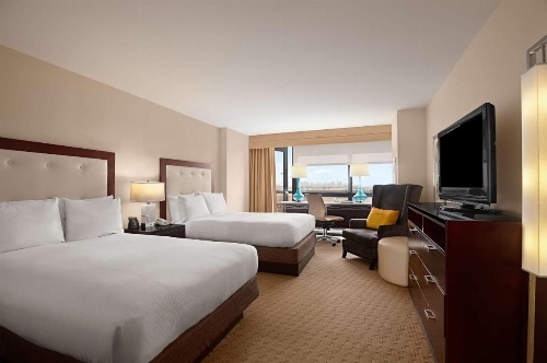 Hilton Miami Airport Blue Lagoon image 12