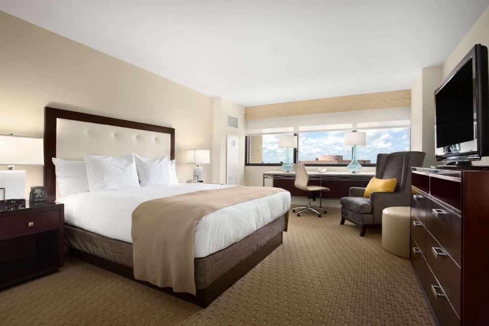 Hilton Miami Airport Blue Lagoon Main image